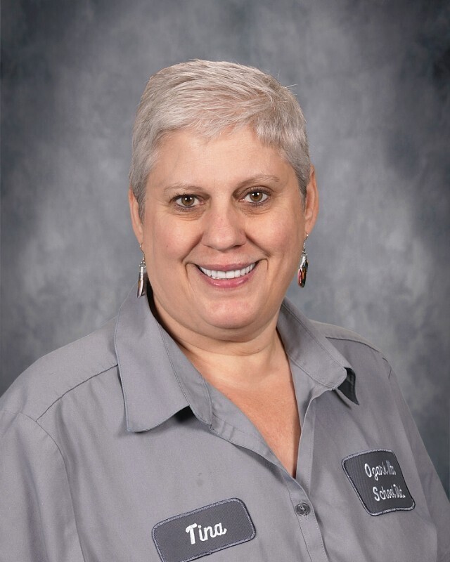 Watina Caviness | Custodian